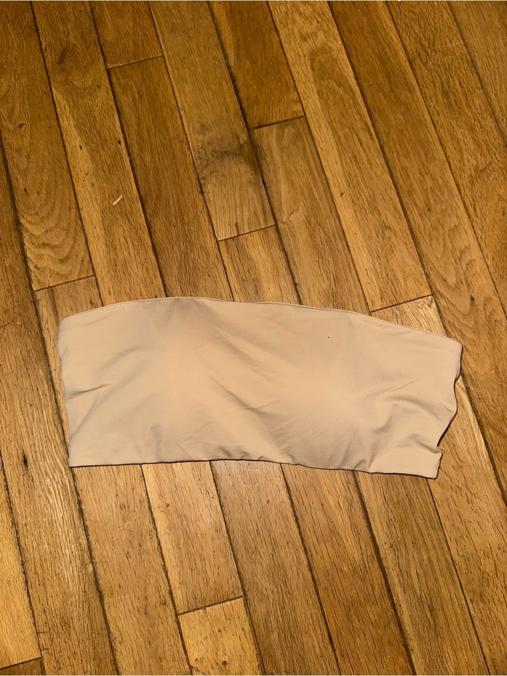 Woman’s True & Co. bandeau bra